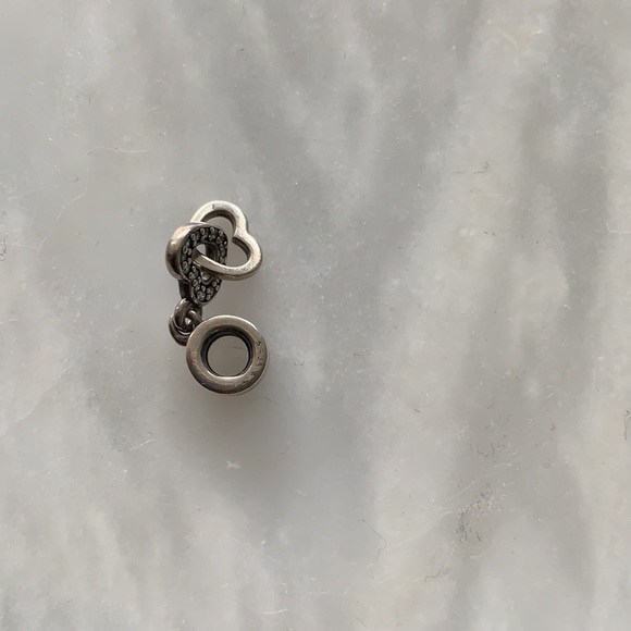 Pandora interlocking heart charm - Picture 3 of 3
